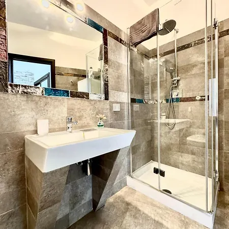 Appartement Nura's - Joia Center